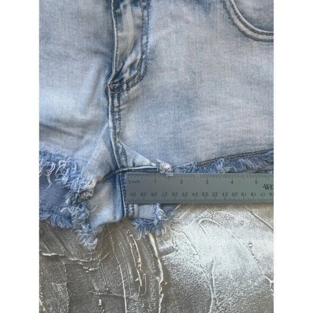 Light Blue Wash Iris Jeans Cut Off Stretch Denim Short Shorts  Distressed Size 9 - Picture 7 of 16